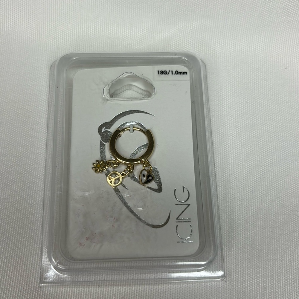 Icing Cartilage Earring Gold